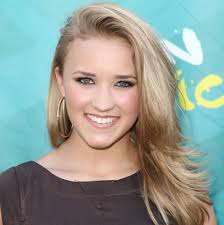 Emily Osment - Facts, Bio, Age, Personal life | Famous Birthdays